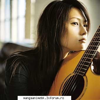 an cafe - yui- arata super tipa si are si o chitara - muzica japoneza